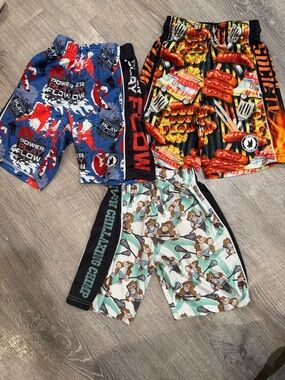 3 pack- FLOW SOCIETY shorts size small